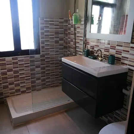 Casa A Pie De Playa De Carino Doninos فيرول