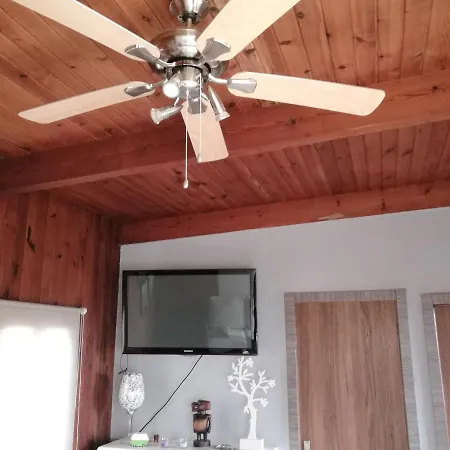 Дом отдыха Casa A Pie De Playa De Carino Doninos Феррол